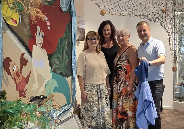 Christina Kulterer (Geschenkehaus Offner), Angelika Stengg (Megy’s), Sylvia Pieperhoff (Geschirrhaus Jäger), Stadtrat Christian Stückler (Stadtmarketing) (v.l.) | Foto: Stadtgemeinde Wolfsberg