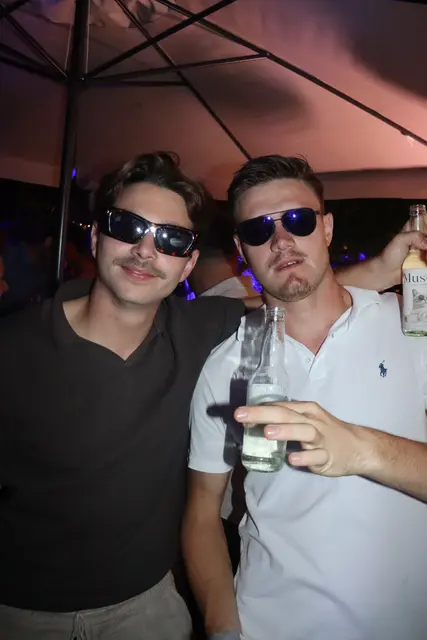  Genuss und Beats: Ein Abend zwischen Verkostung und Party. | Foto: Alejandra Ortiz | Mein Bezirk