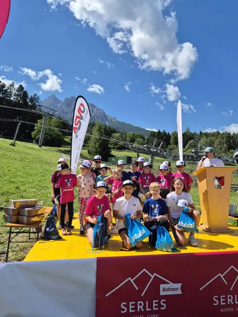Die erfolgreichen Rodelkids des SV Mieders | Foto: SV Mieders