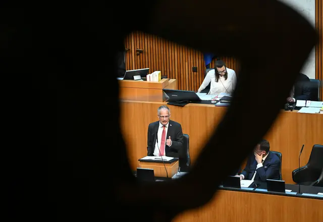 Mit einer fünftägigen Plenarwoche arbeitet der Nationalrat kurz vor der Sommerpause ein umfangreiches Gesetzespaket ab. Höhepunkt ist die Beschlussfassung über das Doppelbudget 2027/2028. | Foto: APA-Images / APA / HELMUT FOHRINGER