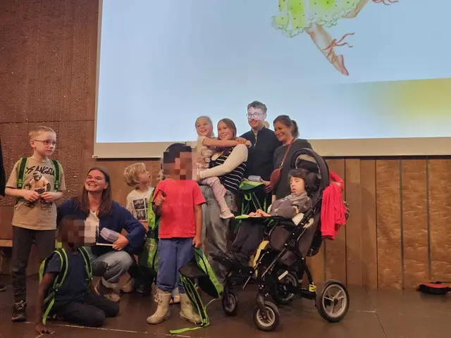 Glückliche Gesichter bei der Preisverleihung in Wattens.  | Foto: slw Elisabethinum Axams