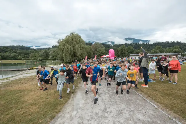 Das BRG Adolf Pichler Platz veranstaltete am Baggersee seinen diesjährigen Spendenlauf zugunsten der Krebshilfe. | Foto: Franz Oss Photography 