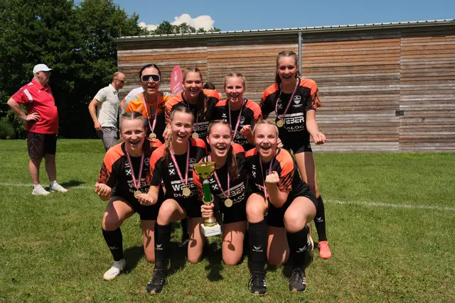 Der Sieg bei den Mädchen ging an das Team aus Arneit.