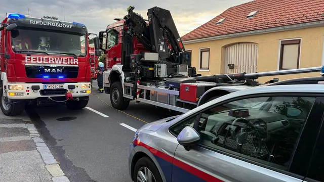 Polizei und Rettungskräfte waren ebenfalls vor Ort. | Foto: Feuerwehr Riedlingsdorf