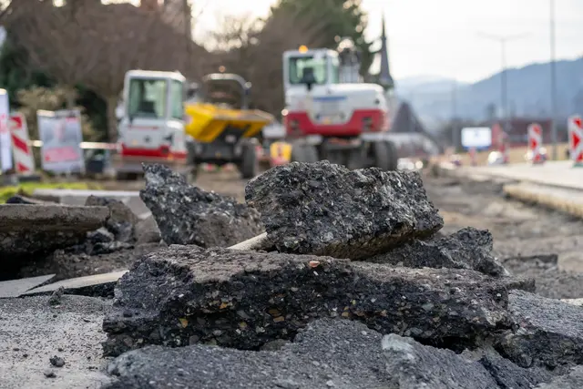 Es wurden umfassende Instandsetzungsmaßnahmen an der B85 Rosental Straße im Bereich Feistritz im Rosental in Angriff genommen. (Symbolfoto) | Foto: stock.adobe.com/at/Анна Зеленая