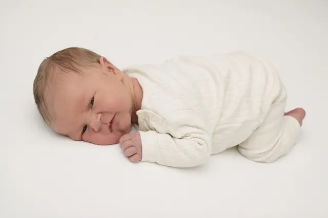 Name: Emilio Moritz
Geburtsdatum: 08.05.2026
Gewicht: 3.960 g
Größe: 54 cm
Eltern: Anna und Moritz Rogatsch aus Fürstenfeld | Foto: Babysmile