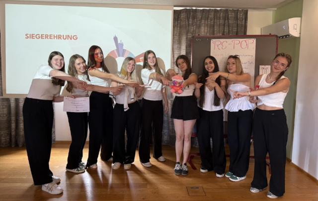 Gruppenfoto von jungen Frauen