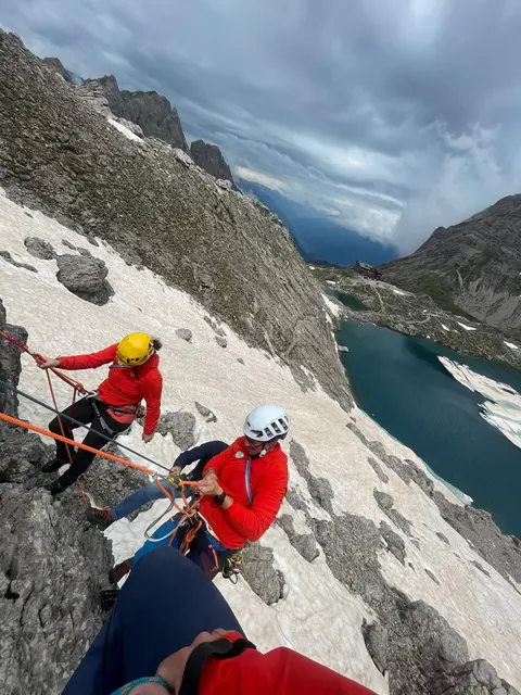 Praxisnahe Übungen bereiten auf reale Einsätze vor. | Foto: BR Kärnten