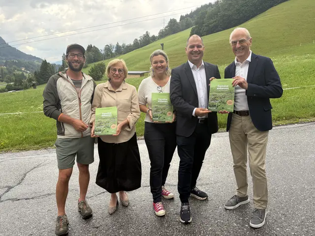 Michael Windberger (Betriebsgründer Garten am Berg KG), Vize-Bgm.in Dipl.-Päd. Maria Drechsler (Stadtgemeinde Schladming), Dr.in Eva Stiermayr (Geschäftsführerin RML Regionalmanagement Bezirk Liezen GmbH), Mag. Michael Schickhofer (Teamleiter Standortcoaching SFG), Siegfried Nerath (Moderation) | Foto: RML