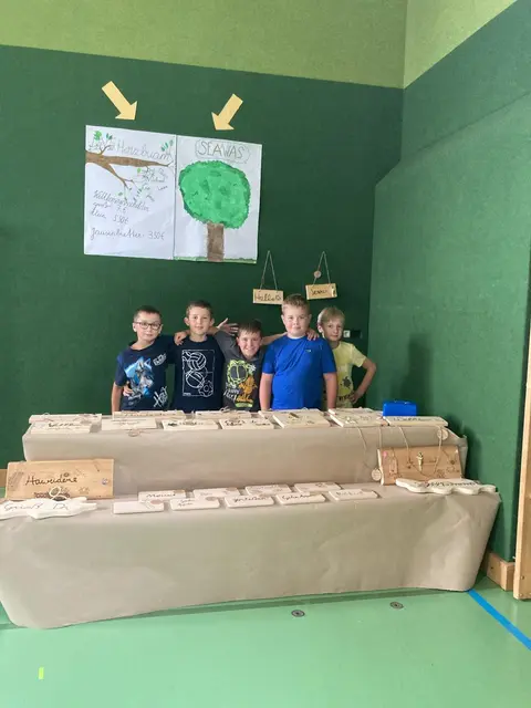 Die Volksschüler aus Heiligenberg schlüpften in die Rolle von Unternehmern.  | Foto: VS Heiligenberg