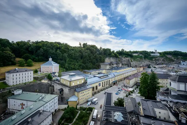 Die Umbauarbeiten im Festspielbezirk starten | Foto: SF / Breitegger