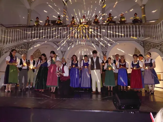 Standing Ovations und lang anhaltender Applaus waren der verdiente Lohn für alle Mitwirkenden.  | Foto: Chor 1863 St. Veit/Glan