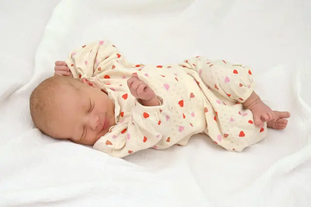 Name: Charlotte
Geburtsdatum: 01.05.2026
Gewicht: 3.160 g
Größe: 53 cm
Eltern: Lisa und Ingo aus Frauental | Foto: Babysmile