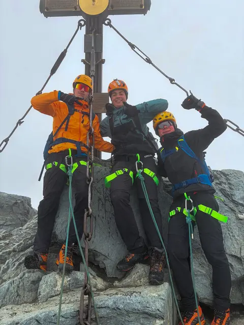 Seilschaft 2: Fabian Gussger, Maximilian Homolar, Lorenz Kurzthaler | Foto: BG/BRG Lienz