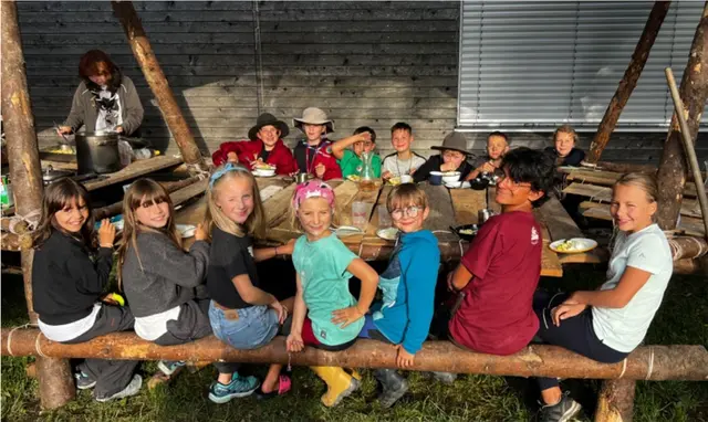 Dussa daham bei den Pfadi Bludenz
Das Abenteuer ruft! Werde Teil unseres Teams – als Jugendleiter in Bludenz. | Foto: Pfadfinder Bludenz