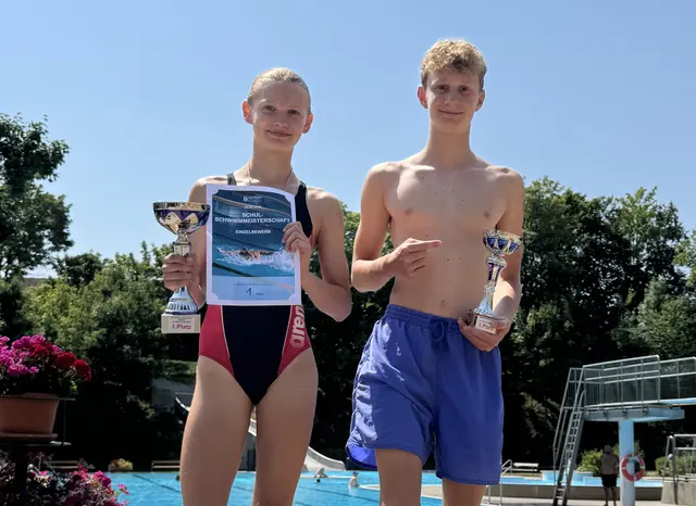 Mit den meisten Punkten wurde Marie Hörmedinger (2a) Schulmeisterin. Bei den Burschen sicherte sich Sven Nowicki (4a) den Schulmeistertitel. | Foto: Sport/Mittelschule St. Valentin