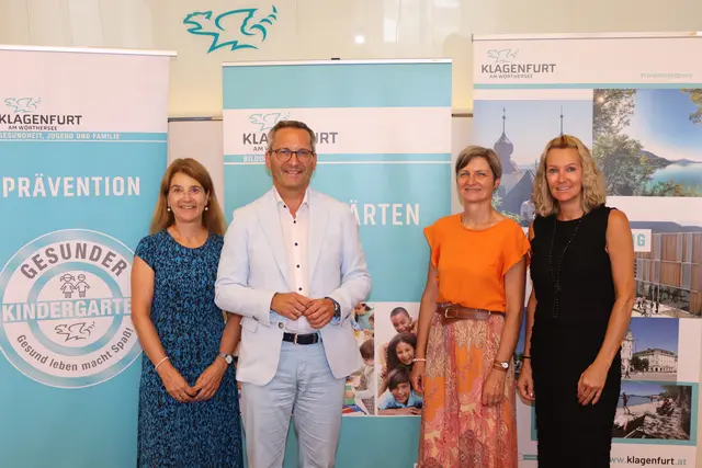  V.l.n.r. Jutta Hafner-Sorger, Franz Petritz, Sabine Tauschitz-Sickl und Tanja Riedl. | Foto: StadtKommunikation / Buchner