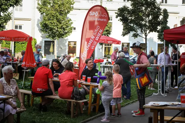 Beim diesjährigen Sommerfest kann man sich auf gutes Essen und Pickerl-Tausch freuen.  | Foto: SPÖ Währing