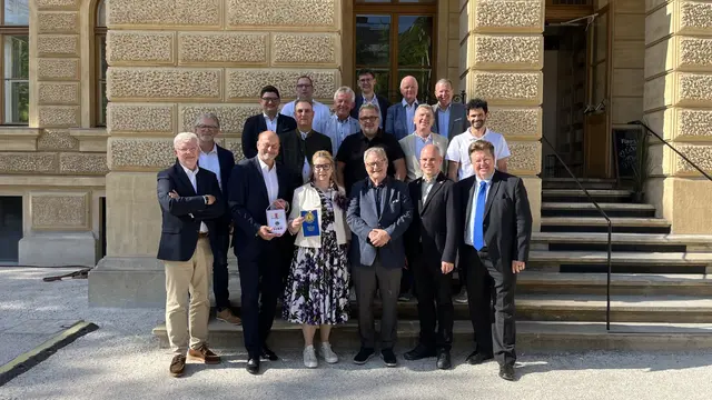 Mit dem neu gegründeten Lions Club Carinthia Confida in St. Paul haben sich 21 Persönlichkeiten aus Wirtschaft und Gesellschaft zusammengeschlossen, um Innovation, Unternehmertum und gemeinnütziges Engagement in der Region nachhaltig zu fördern. | Foto: Privat