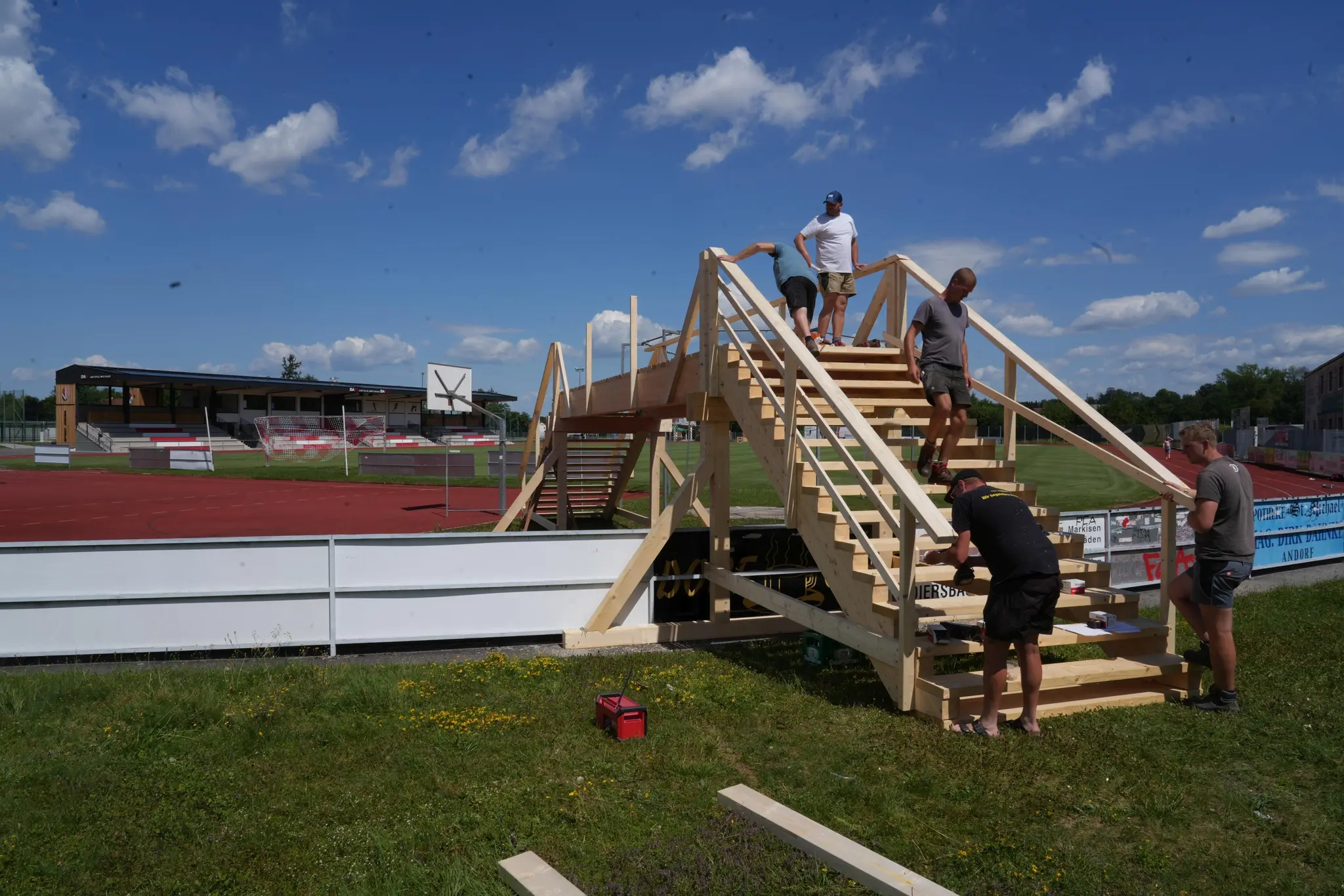 15,000 firefighters expected: Final sprint - | Andorf prepares for mega ...