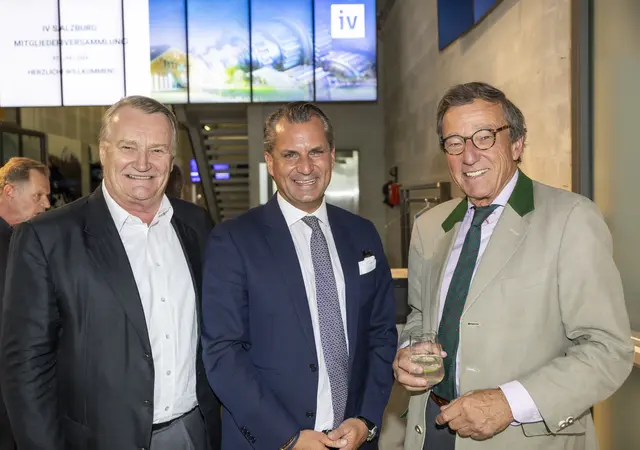 Heinrich Dieter Kiener (Stiegl), Peter Unterkofler (Jacoby Pharma) und Rudolf Weinberger (Eisenwerk Sulzau-Werfen)
  | Foto: IV Salzburg / Kolarik