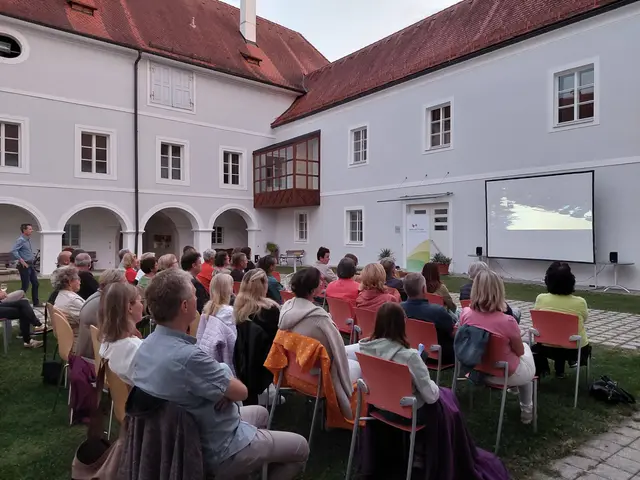 Das beliebte Buchkirchner Sommerkino zeigt am 17. Juli den Film "Contra". | Foto: Hans Schachinger