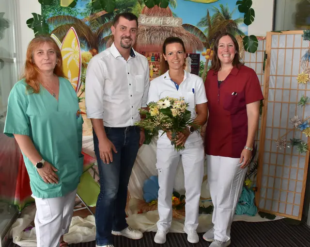 Pflege- und Betreuungsmanagerin Manuela Heuing, Kaufmännischer Direktor Rainer Hirschmann, Gesundheits- und Krankenpflegerin  Irene Steinböck und Pflege- und 
Betreuungsmanagerin Julia Brinnich (v.l.) | Foto: PBZ Waidhofen/Thaya