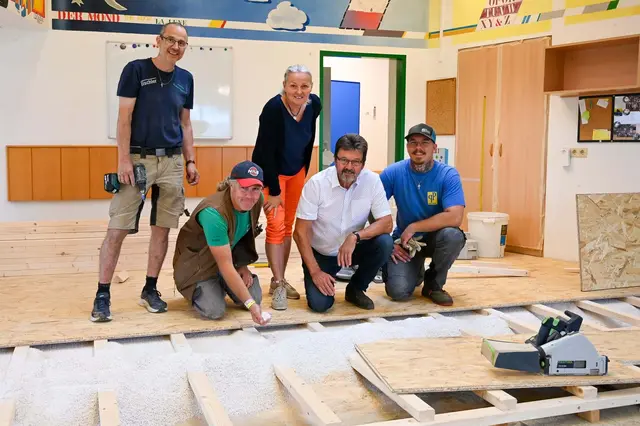 Gottfried Braunsteiner, Wilhelm Krippel, Stadträtin Maria van Dyck, Bürgermeister Gerhard Lentschig und Marco Kuschal bei der Vor-Ort-Besichtigung. | Foto: Langstadlinger / Stadtgemeinde Horn