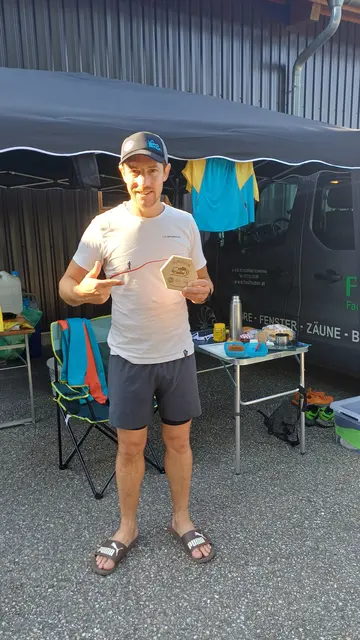 Hannes Fasthuber kam bei seiner ersten Teilnahme am "Austria Backyard Ultra" in Frankenmarkt an seine körperlichen Grenzen. | Foto: Fasthuber