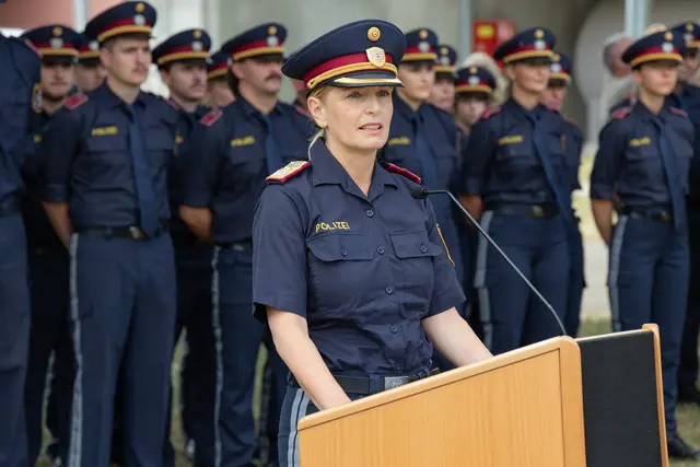 Landespolizeidirektorin Michaela Kohlweis bei ihrer Ansprache. | Foto: Polizei Kärnten/Dexl