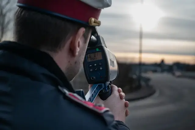 Mobile Radarmessungen gehören zu den vermehrten Maßnahmen der Polizei, um die Geschwindigkeitsdelikte einzudämmen. | Foto: Team FOTOKERSCHI.at/Kaltenleitner