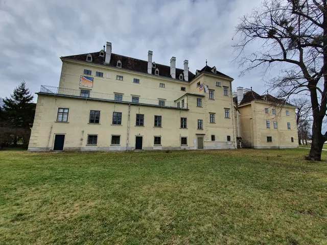 Kiesslings Atelier befindet sich im Schloss Laxenburg.  | Foto: Robert Rieger