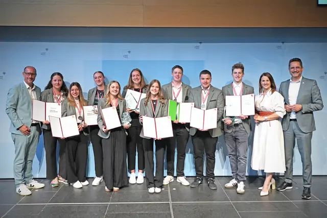 Die Tiroler Lehrlinge waren bei den JuniorSkills 2026 mit neun Medaillen äußerst erfolgreich. | Foto: Land Tirol/Schallhart