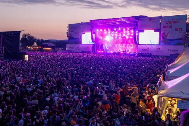 Bonnie Tyler begeisterte Zehntausende am Donauinselfest 2023. | Foto: APA-Images / APA / FLORIAN WIESER