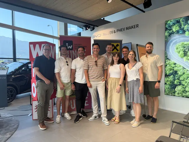 Die Junge Wirtschaft Imst lud vergangene Woche zu ihrem traditionellen Sommercocktail ins Autohaus Goidinger | Foto: JW Imst