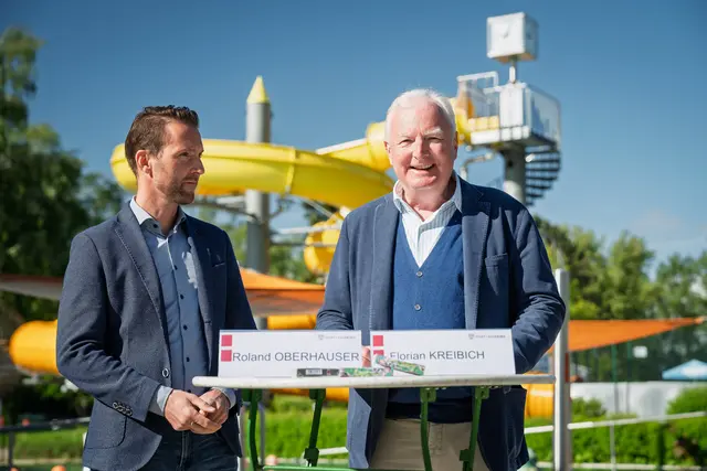 Roland Oberhauser, Leiter der städtischen Betriebe und Vize-BGM Florian Kreibich | Foto: Stadt Salzburg/Alexander Killer