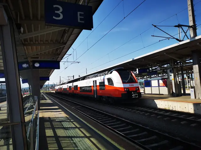 Aufgrund der Arbeiten kommt es zu Schienenersatzverkehr in zwei Etappen: Von 27. Juli – 10. August im Abschnitt St. Valentin – Weißenbach-St. Gallen und von 24. August – 11. September im Abschnitt Garsten – Weißenbach-St. Gallen.  | Foto: Ulrike Plank