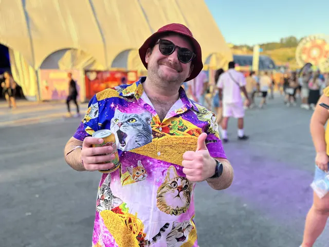 Daumen hoch für Tacos und Katzen.  | Foto: Sabrina Moriggl