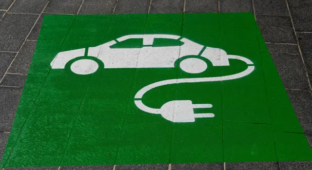 Auch heuer setzen viele Käuferinnen und Käufer bei Neuwagen auf rein elektrische Antriebe. (Symbolbild) | Foto: Michael Marais/Unsplash