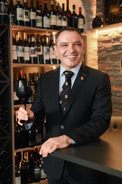 Suvad Zlatic darf sich nun "Master Sommelier" nennen. | Foto: Suvad Zlatic