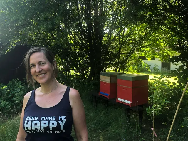 Durch einen Zufall hat Christine Fadler zum Imkern gefunden. Heute bietet sie zahlreiche Bio-Produkte an. | Foto: Z.V.g.