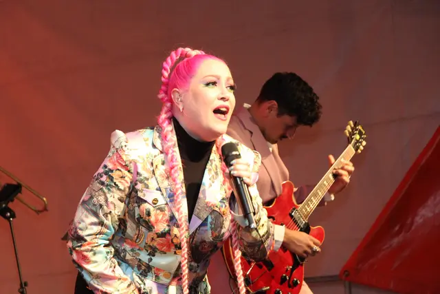 Helena May rockte den Schlossgarten. | Foto: MeinBezirk/Staudinger