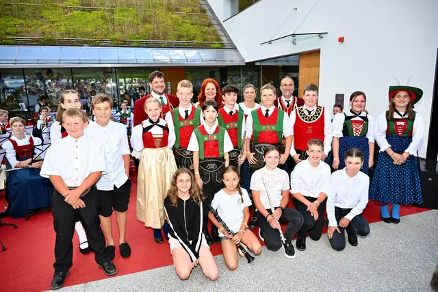 Diese jungen (anwendenden) Talente haben die Übertrittsprüfung in Bronze erfolgreich absolviert.