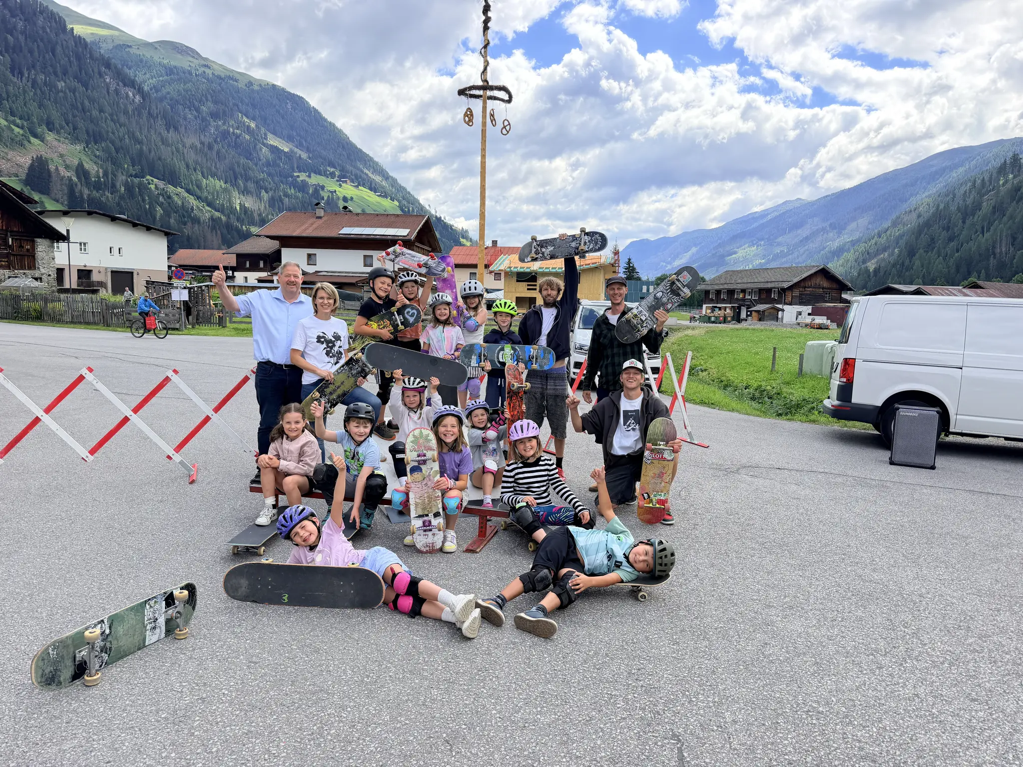 Skate Fever Defereggental: After Workshop, Schoolchildren Roll Through the ...