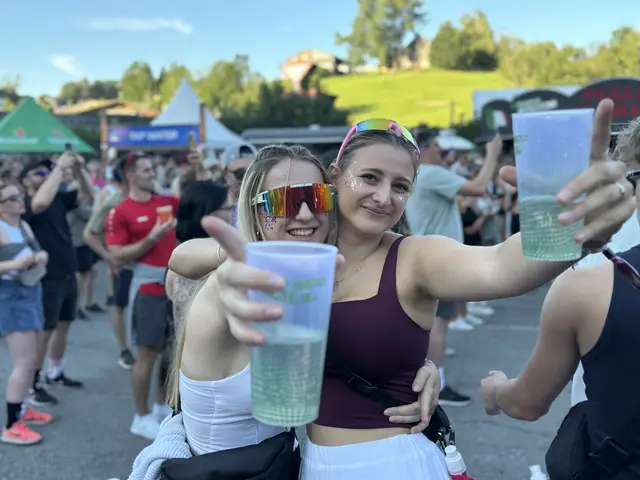 Neben dröhnenden Beats und beeindruckenden Lasershows machen vor allem die Festival-Gäste das Electric Love Festival jedes Jahr zu einem unvergleichbaren Ereignis. | Foto: MeinBezirk Salzburg