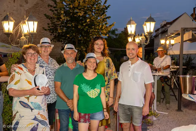 Einige des Green-Teams, die vollen Einsatz leisteten: Karin Bräuer, Christoph Lampert, Erwin Bräuer, Lisa Stadler, Katharina Riha und Tibor Robert Gallina (vlnr). | Foto: cine-motion.at / R. Ivanek