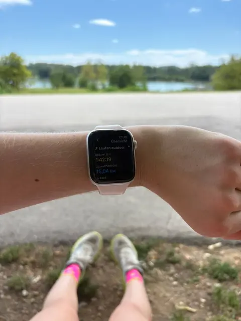 Sport betreiben kann man fast überall. Entlang der Donau läuft es sich besonders angenehm. | Foto: sg