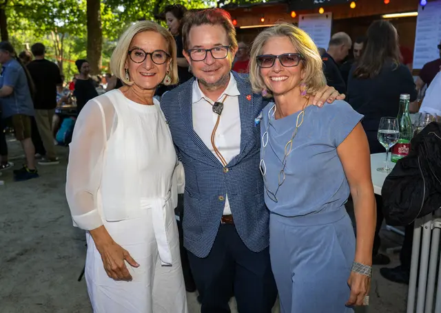 Johanna Mikl-Leitner mit Intendant Zeno Stanek. | Foto: NLK Filzwieser