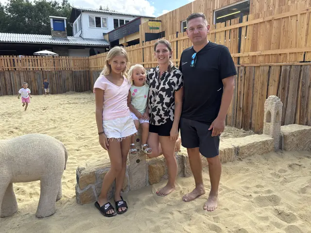 Marlene, Nora und Christian Boden mit Tamara Immervoll.  | Foto: Martina  Schweller