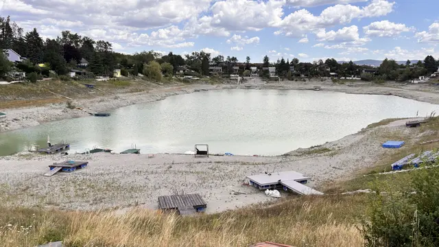 Der Föhrensee ist sehr geschrumpft. | Foto: Zezula